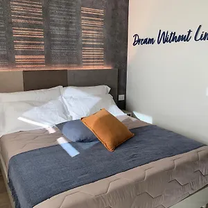 https://casa-vacanze-glicine.it-lombardy.com